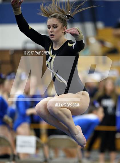 Thumbnail 3 in CHSAA 5A State Prelim photogallery.