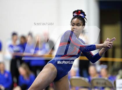 Thumbnail 3 in CHSAA 5A State Prelim photogallery.