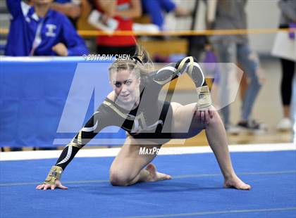 Thumbnail 2 in CHSAA 5A State Prelim photogallery.