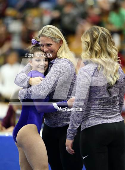 Thumbnail 3 in CHSAA 5A State Prelim photogallery.