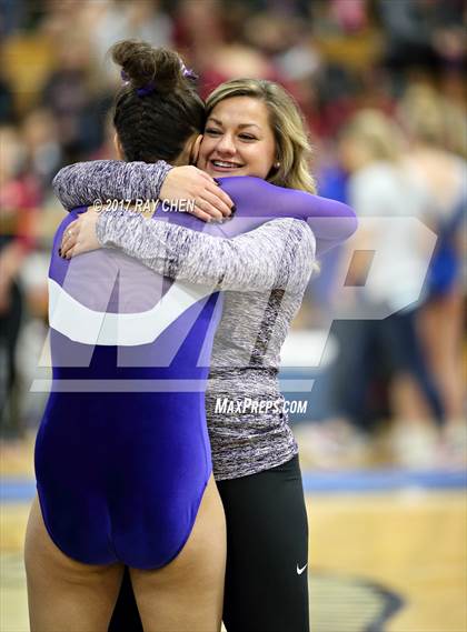 Thumbnail 2 in CHSAA 5A State Prelim photogallery.