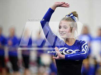 Thumbnail 2 in CHSAA 5A State Prelim photogallery.