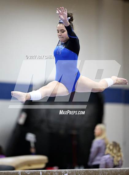 Thumbnail 1 in CHSAA 5A State Prelim photogallery.