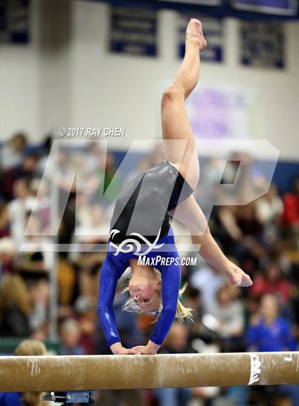 Thumbnail 1 in CHSAA 5A State Prelim photogallery.
