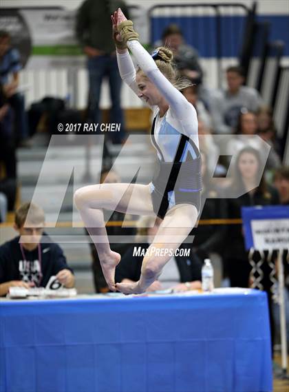 Thumbnail 2 in CHSAA 5A State Prelim photogallery.