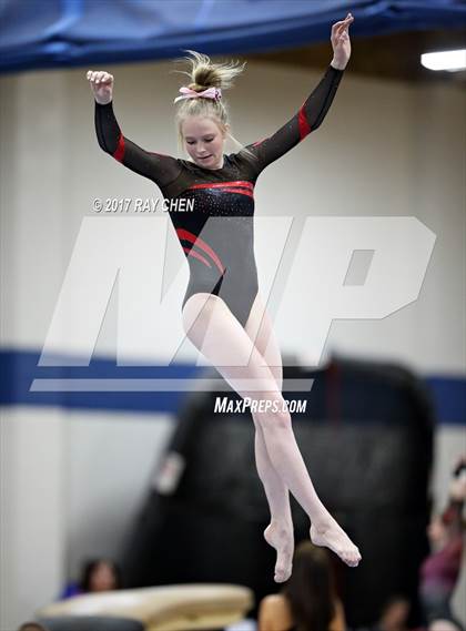 Thumbnail 3 in CHSAA 5A State Prelim photogallery.