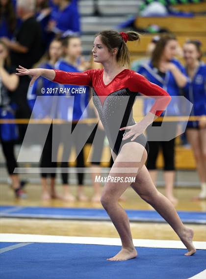 Thumbnail 3 in CHSAA 5A State Prelim photogallery.