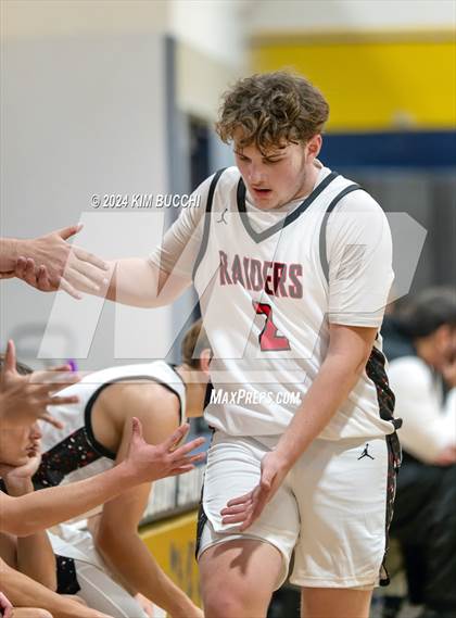 Thumbnail 2 in Liberty vs Van (Little General C. Adam Toney Showcase) photogallery.