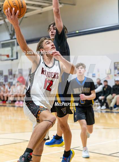 Thumbnail 3 in Liberty vs Van (Little General C. Adam Toney Showcase) photogallery.
