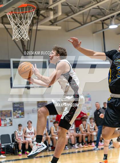 Thumbnail 2 in Liberty vs Van (Little General C. Adam Toney Showcase) photogallery.