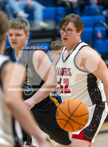 Thumbnail 1 in Liberty vs Van (Little General C. Adam Toney Showcase) photogallery.