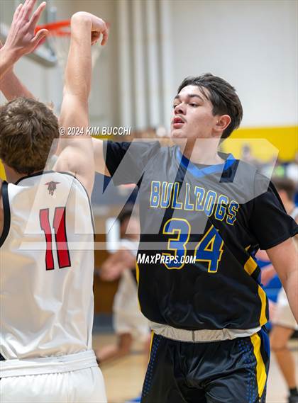 Thumbnail 2 in Liberty vs Van (Little General C. Adam Toney Showcase) photogallery.