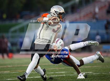 Thumbnail 1 in McDonogh @ DeMatha photogallery.