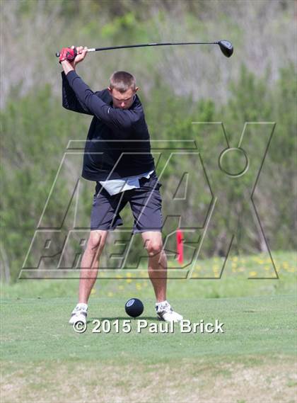 Thumbnail 3 in UIL 6A District Golf Tournament photogallery.
