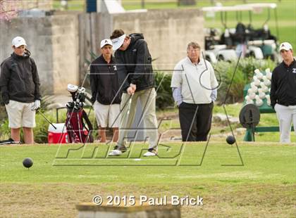 Thumbnail 2 in UIL 6A District Golf Tournament photogallery.