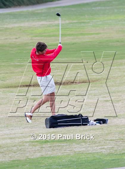 Thumbnail 3 in UIL 6A District Golf Tournament photogallery.