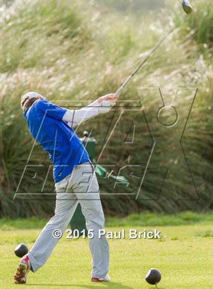 Thumbnail 2 in UIL 6A District Golf Tournament photogallery.