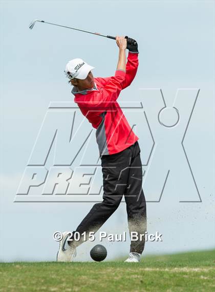 Thumbnail 2 in UIL 6A District Golf Tournament photogallery.