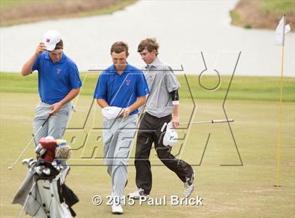 Thumbnail 3 in UIL 6A District Golf Tournament photogallery.