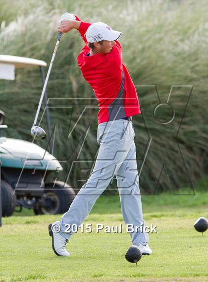 Thumbnail 2 in UIL 6A District Golf Tournament photogallery.