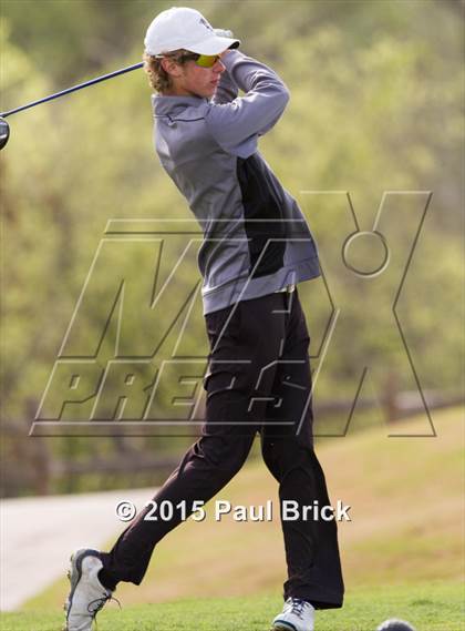 Thumbnail 2 in UIL 6A District Golf Tournament photogallery.