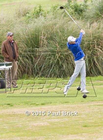 Thumbnail 1 in UIL 6A District Golf Tournament photogallery.