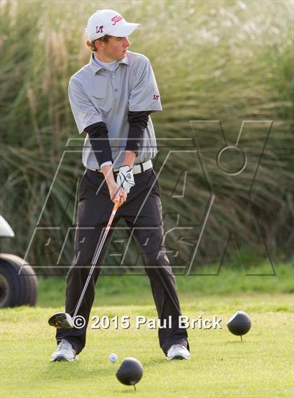 Thumbnail 1 in UIL 6A District Golf Tournament photogallery.