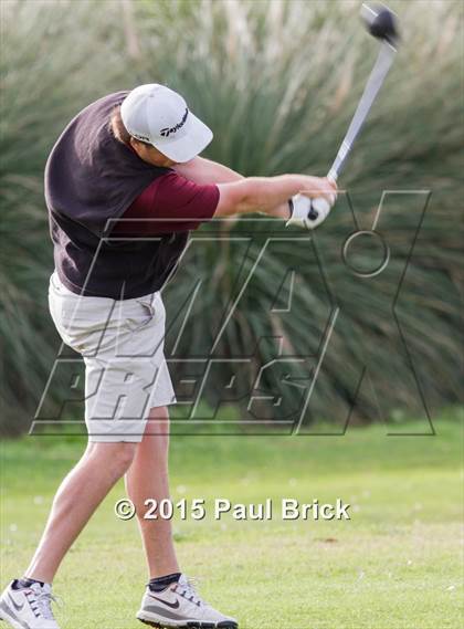 Thumbnail 3 in UIL 6A District Golf Tournament photogallery.