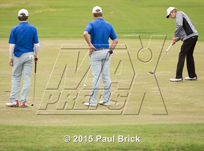 Thumbnail 1 in UIL 6A District Golf Tournament photogallery.