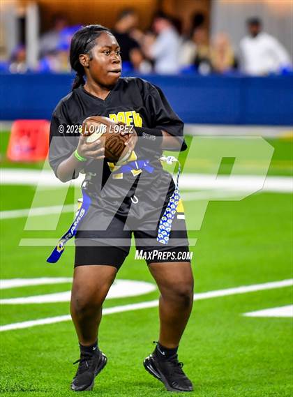 Thumbnail 3 in Crenshaw vs. King/Drew @ Sofi Stadium photogallery.