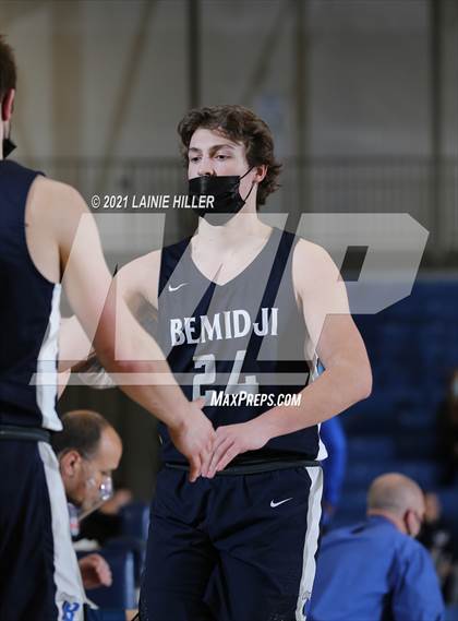 Thumbnail 2 in Bemidji vs. Brainerd photogallery.