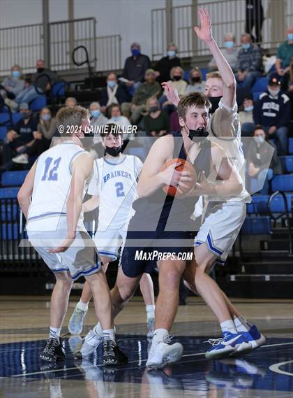 Thumbnail 2 in Bemidji vs. Brainerd photogallery.