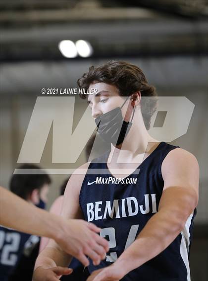 Thumbnail 1 in Bemidji vs. Brainerd photogallery.