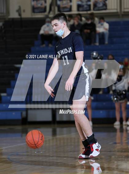 Thumbnail 1 in Bemidji vs. Brainerd photogallery.