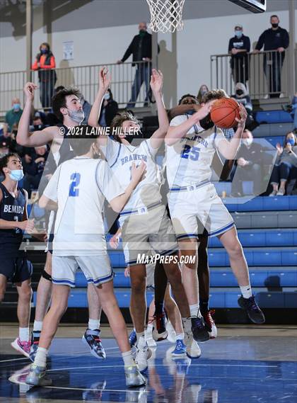 Thumbnail 3 in Bemidji vs. Brainerd photogallery.