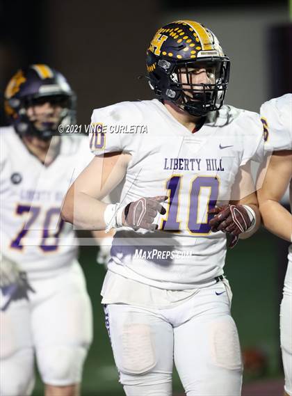 Thumbnail 2 in Alamo Heights vs. Liberty Hill (UIL 5A D2 Quarterfinal Playoff) photogallery.