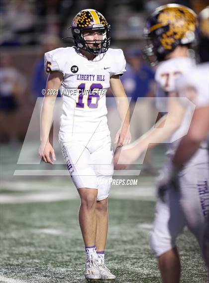 Thumbnail 2 in Alamo Heights vs. Liberty Hill (UIL 5A D2 Quarterfinal Playoff) photogallery.