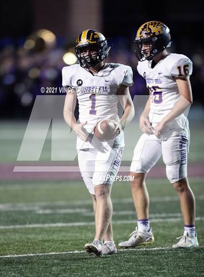 Thumbnail 2 in Alamo Heights vs. Liberty Hill (UIL 5A D2 Quarterfinal Playoff) photogallery.