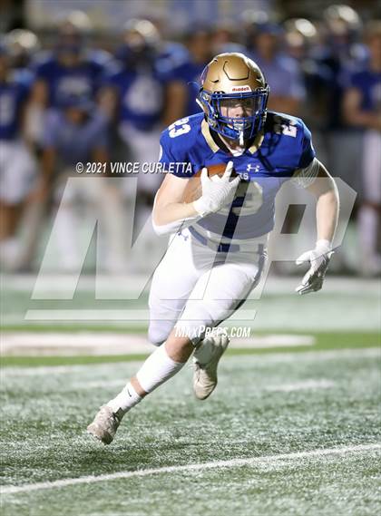 Thumbnail 2 in Alamo Heights vs. Liberty Hill (UIL 5A D2 Quarterfinal Playoff) photogallery.