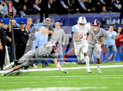 Thumbnail 1 in West Monroe vs. Zachary (LHSAA 5A Final)  photogallery.