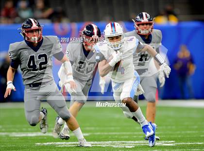 Thumbnail 2 in West Monroe vs. Zachary (LHSAA 5A Final)  photogallery.