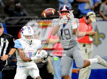 Thumbnail 3 in West Monroe vs. Zachary (LHSAA 5A Final)  photogallery.