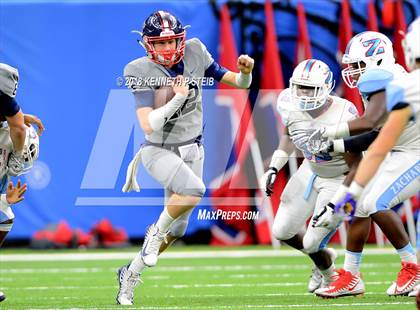 Thumbnail 2 in West Monroe vs. Zachary (LHSAA 5A Final)  photogallery.