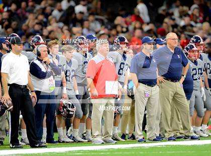 Thumbnail 3 in West Monroe vs. Zachary (LHSAA 5A Final)  photogallery.