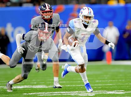 Thumbnail 1 in West Monroe vs. Zachary (LHSAA 5A Final)  photogallery.