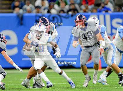 Thumbnail 3 in West Monroe vs. Zachary (LHSAA 5A Final)  photogallery.