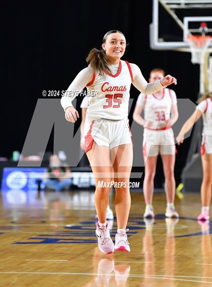 Thumbnail 2 in Sumner vs. Camas (WIAA 4A Semifinal) photogallery.