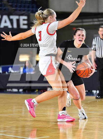 Thumbnail 3 in Sumner vs. Camas (WIAA 4A Semifinal) photogallery.
