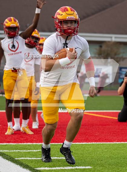 Thumbnail 3 in Carrollwood Day @ Clearwater Central Catholic photogallery.