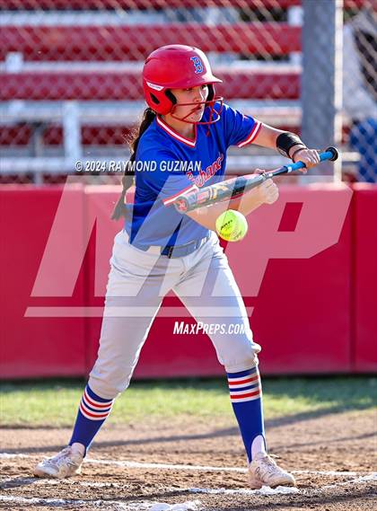 Thumbnail 2 in Selma vs. Buchanan photogallery.